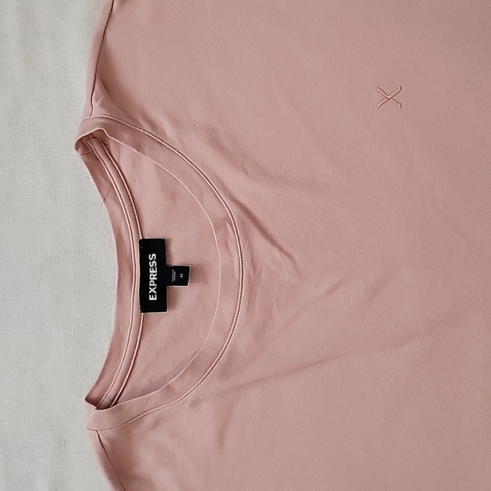 Express Tee - Picture 2 of 4